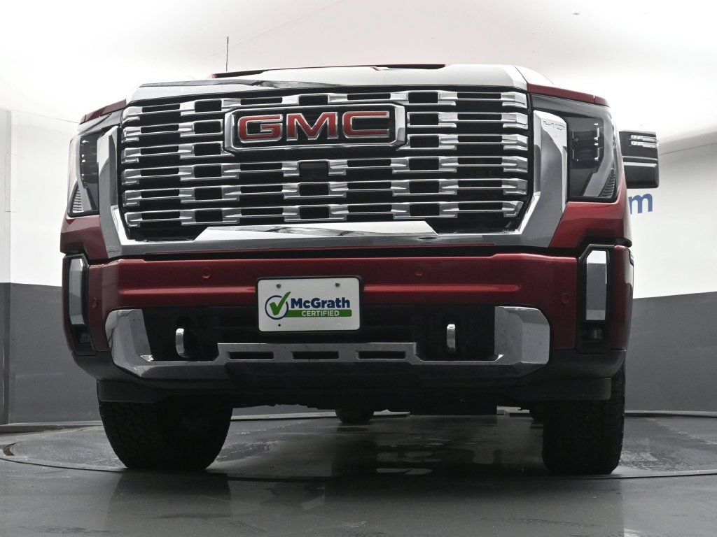 Used 2024 GMC Sierra 2500 Denali w/ Denali Reserve Package AWD/4WD image 7