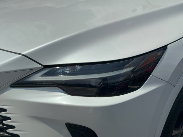 Used 2024 Lexus RX 350 FWD w/ Technology Package image 9