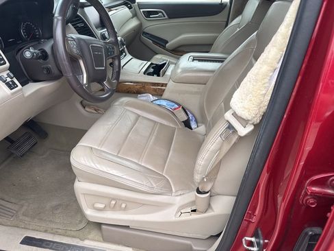 Used 2015 GMC Yukon XL Denali RWD image 5