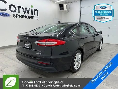 Certified 2019 Ford Fusion SE image 5