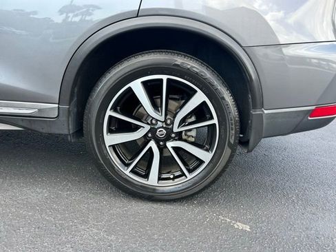 Used 2020 Nissan Rogue SL w/ Premium Package image 10