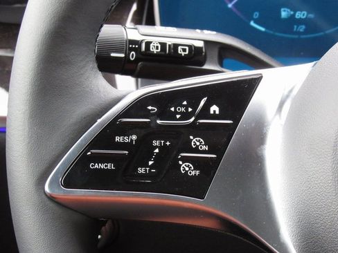 New 2026 Mercedes-Benz GLC 300 4MATIC image 26