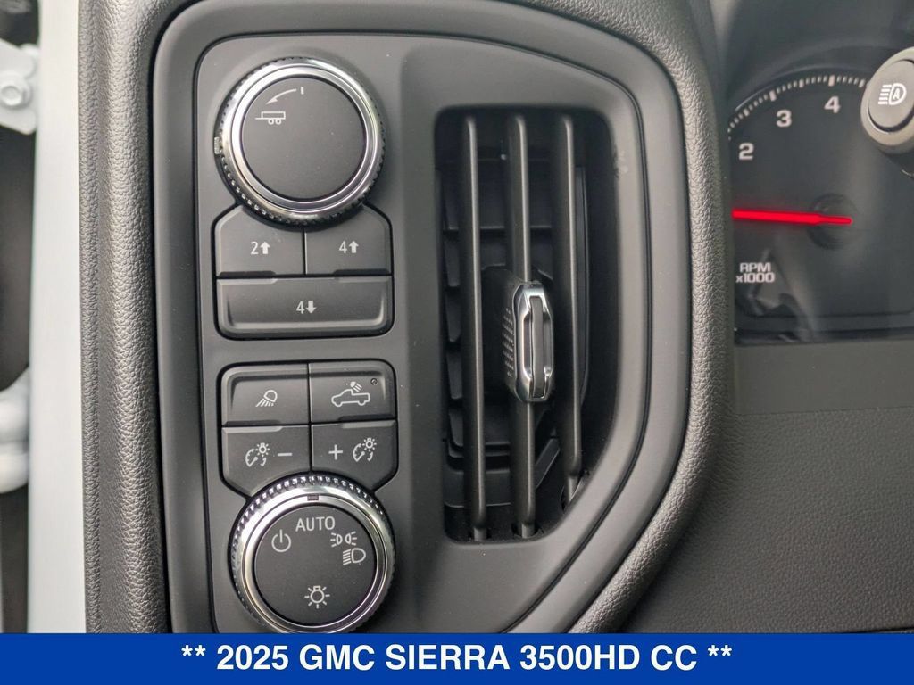 New 2025 GMC Sierra 3500 Pro w/ Convenience Package AWD/4WD image 19