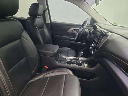 Used 2019 Chevrolet Traverse LT FWD image 21