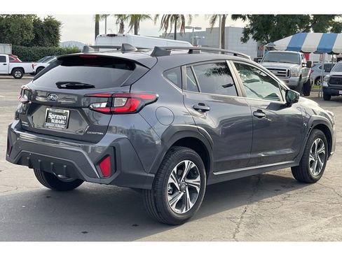 Certified 2025 Subaru Crosstrek 2.0i Premium image 5