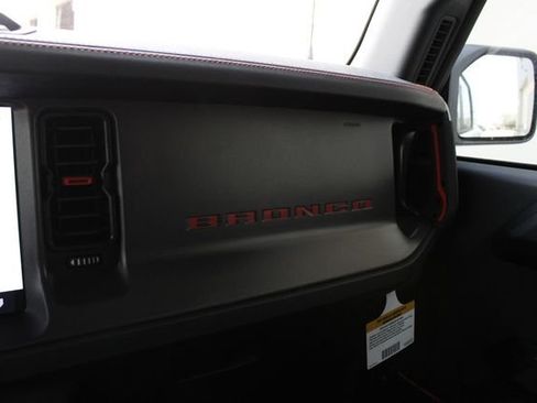 New 2025 Ford Bronco Raptor w/ Interior Carbon Fiber Pack AWD/4WD image 19