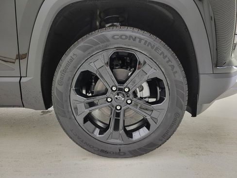 New 2026 Chevrolet Equinox LT w/ Convenience Package II FWD image 21