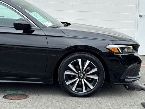 Certified 2024 Honda Civic EX-L image 34