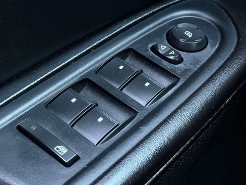 Used 2016 GMC Acadia SLT w/ Open Road Package image 25