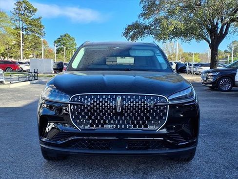 New 2026 Lincoln Aviator Reserve RWD image 3