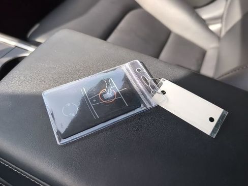 Used 2022 Tesla Model 3 Standard Range Plus image 28