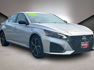 Used 2024 Nissan Altima 2.5 SR FWD video 1