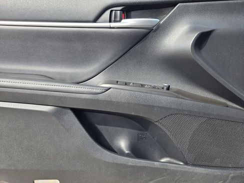 Used 2024 Toyota Camry XLE image 20