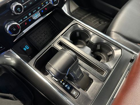 Used 2023 Ford F150 Lariat w/ Equipment Group 502A High image 19