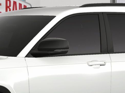 New 2025 Jeep Grand Cherokee L Limited w/ Black Appearance Package image 15