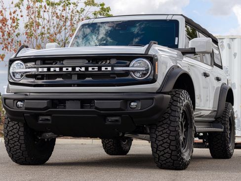 New 2026 Ford Bronco Outer Banks AWD/4WD image 8