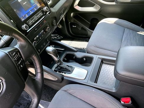 Used 2023 Nissan Frontier SV w/ SV Convenience Package AWD/4WD image 15