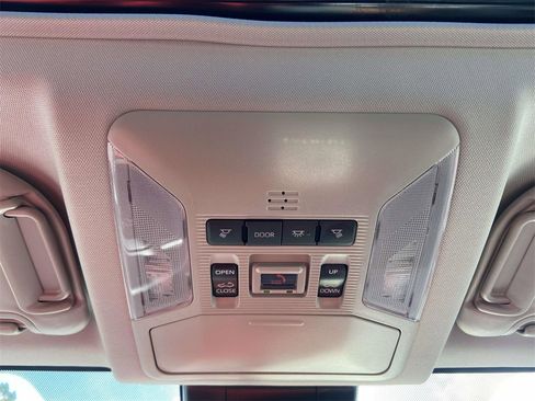 Used 2025 Toyota RAV4 XLE image 22