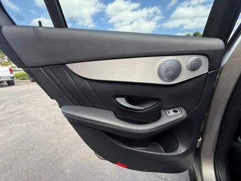 Used 2019 Mercedes-Benz GLC 300 image 29