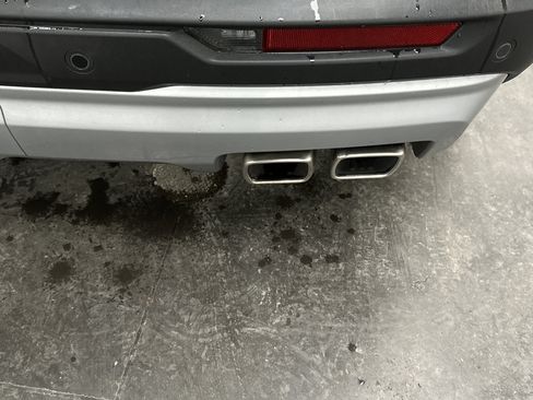 Used 2024 Chevrolet Traverse Z71 image 16