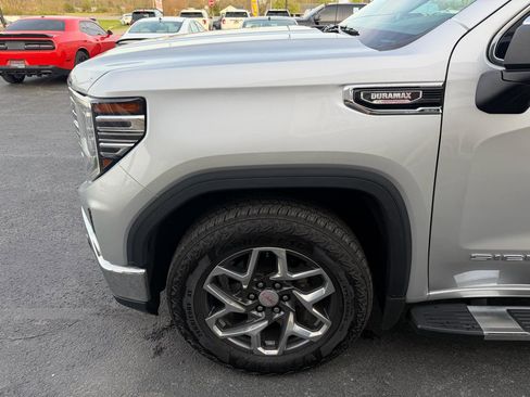 Used 2022 GMC Sierra 1500 SLT w/ SLT Premium Plus Package image 13