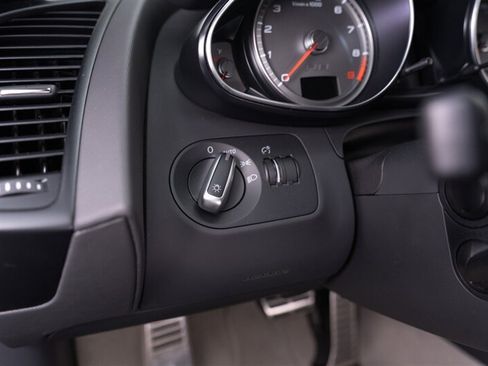 Used 2011 Audi R8 V8 AWD/4WD image 79