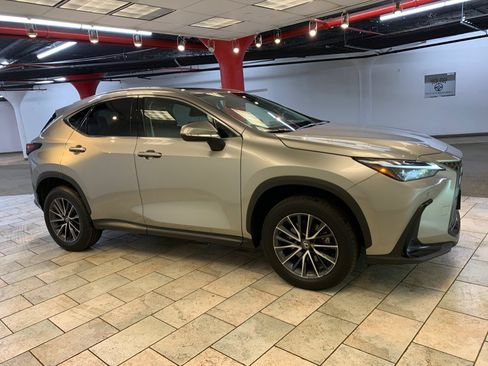 Used 2023 Lexus NX 350 AWD image 8