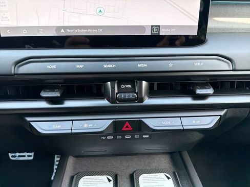 New 2027 Kia Telluride SX X-Line AWD/4WD image 14