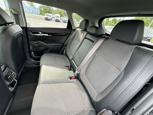 Used 2023 Kia Seltos S image 22