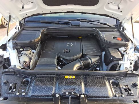 Certified 2024 Mercedes-Benz GLE 450e 4MATIC image 24