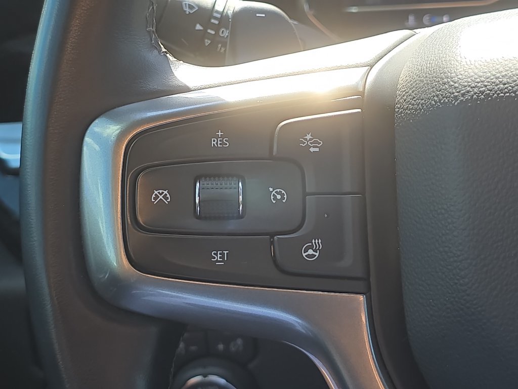 Used 2025 Chevrolet Silverado 1500 LT RWD image 12