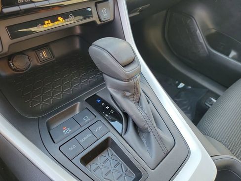 Used 2025 Toyota RAV4 LE image 23