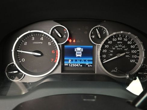 Used 2016 Toyota Tundra SR5 image 22