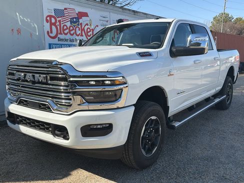 New 2025 RAM 2500 Laramie image 6