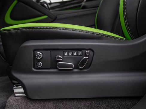 New 2026 Bentley Bentayga Speed AWD/4WD image 19