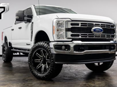 Used 2025 Ford F250 XLT w/ FX4 Off-Road Package
