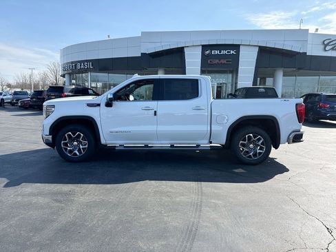 New 2026 GMC Sierra 1500 SLT image 5