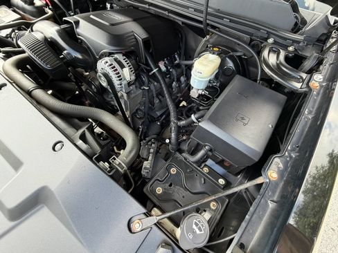 Used 2011 Chevrolet Silverado 1500 LT w/ All-Star Edition AWD/4WD image 40