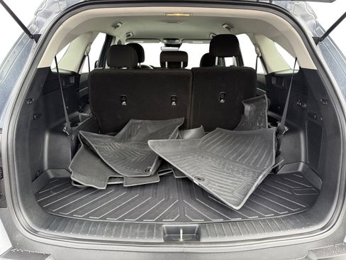 Used 2022 Kia Sorento LX image 17