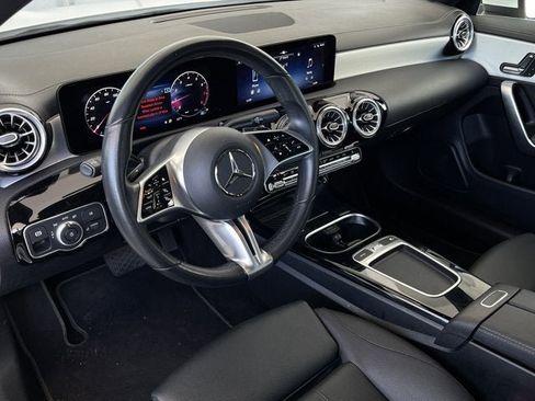 Used 2025 Mercedes-Benz CLA 250 image 13