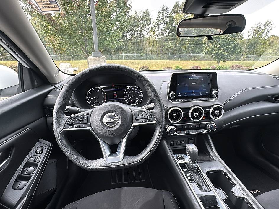 Certified 2025 Nissan Sentra SV FWD image 29