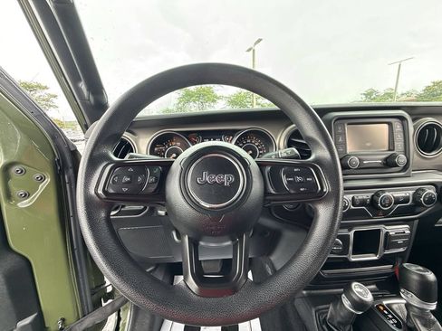 Used 2020 Jeep Wrangler Unlimited Sport AWD/4WD image 13