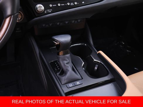 Used 2024 Lexus ES 300h w/ Accessory Package (Z1) FWD image 12
