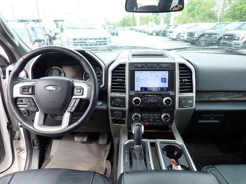 Used 2019 Ford F150 Lariat w/ Equipment Group 502A Luxury AWD/4WD image 13