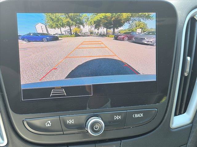 Used 2025 Chevrolet Malibu LT FWD image 13