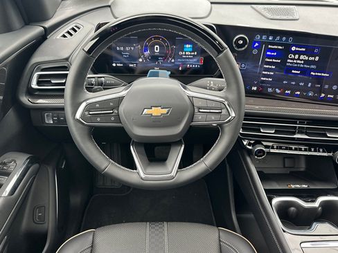 New 2026 Chevrolet Traverse High Country AWD/4WD image 16