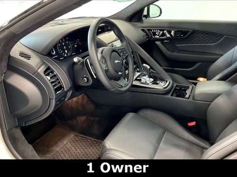 Used 2024 Jaguar F-TYPE Coupe AWD image 17