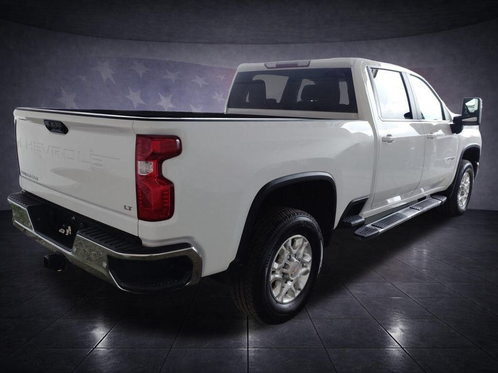 Used 2025 Chevrolet Silverado 2500 LT AWD/4WD image 5