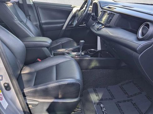 Used 2017 Toyota RAV4 Limited image 19