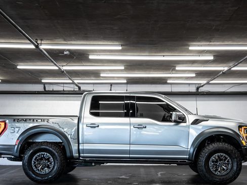 Used 2022 Ford F150 Raptor w/ Raptor 37 Performance Package AWD/4WD image 6